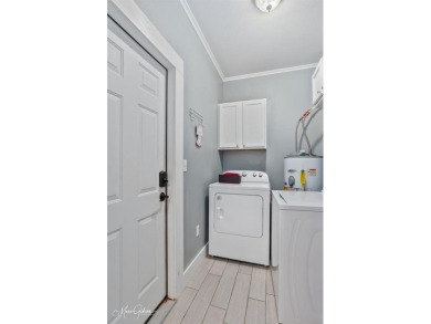 Charming Broadmoor Home!!
Welcome to 3420 Coldwell Street, a on Querbes Park Golf Course in Louisiana - for sale on GolfHomes.com, golf home, golf lot