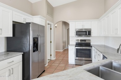 Topaz on .25 Lot with Mountain Views.  Freshly Painted Interior on Saddlebrooke Golf Course in Arizona - for sale on GolfHomes.com, golf home, golf lot