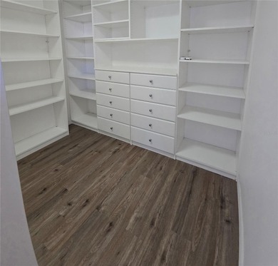 Under contract-accepting backup offers. Amazing price for this on Plantation Golf Club in Florida - for sale on GolfHomes.com, golf home, golf lot