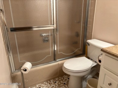 55+Community in Crestwood Village One. This two bedroom front on Keswick Village Golf Course in New Jersey - for sale on GolfHomes.com, golf home, golf lot