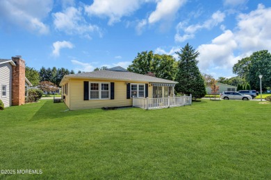 Welcome to this 2-bedroom, 2-bathroom home situated on a corner on Lions Head Country Club in New Jersey - for sale on GolfHomes.com, golf home, golf lot