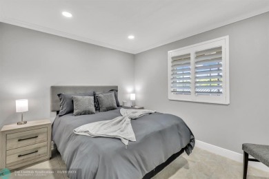 Welcome to this beautifully renovated 2-bedroom, 2-bath with on Oaks Country Club in Florida - for sale on GolfHomes.com, golf home, golf lot
