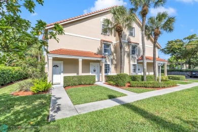 Welcome to this beautifully renovated 2-bedroom, 2-bath with on Oaks Country Club in Florida - for sale on GolfHomes.com, golf home, golf lot
