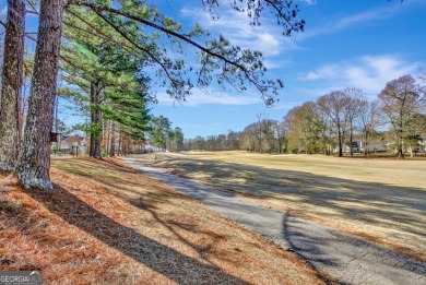 Pretty brick front home with an amazing backyard view of the on Braelinn Golf Club in Georgia - for sale on GolfHomes.com, golf home, golf lot