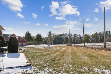 Impeccably maintained 2 bedroom second floor condo in Country on Augusta Country Club in Maine - for sale on GolfHomes.com, golf home, golf lot