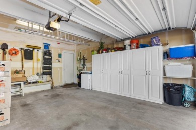 This 3 bedroom, 2.5 bath detached townhome hits all the right on Waikoloa Village Golf Club in Hawaii - for sale on GolfHomes.com, golf home, golf lot