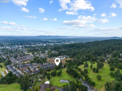 Calling all golf lovers! This lovely tri-level contemporary on  in Oregon - for sale on GolfHomes.com, golf home, golf lot