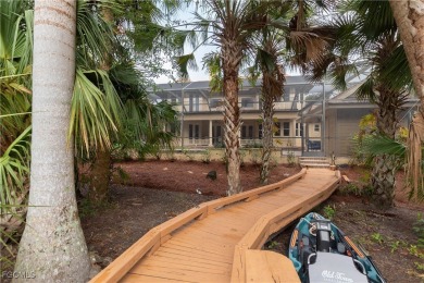 BEAUTIFUL VERANDAH HOME ON THE ORANGE RIVER. Discover this on Verandah Golf Course and Club in Florida - for sale on GolfHomes.com, golf home, golf lot