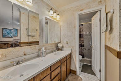 Excellent location and natural light in this end-unit, 3 on  in Colorado - for sale on GolfHomes.com, golf home, golf lot