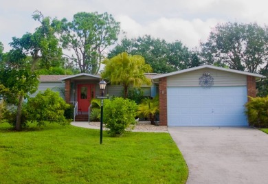 Anxious Seller- Relocating, Make Offer.   Enjoy stunning sunsets on Pine Lakes Country Club in Florida - for sale on GolfHomes.com, golf home, golf lot