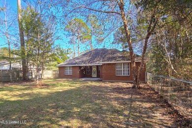 Discover this fantastic home nestled in the north end of Hickory on Mississippi National Golf Course in Mississippi - for sale on GolfHomes.com, golf home, golf lot