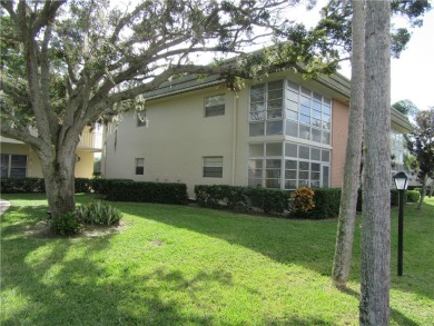 Furnished and value-priced Vista Gardens 2nd floor condo! Great on Vero Beach South Golf Course in Florida - for sale on GolfHomes.com, golf home, golf lot