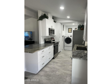 Beautifully remodeled home in the fabulous community of Sun on Sun Lakes Country Club in Arizona - for sale on GolfHomes.com, golf home, golf lot