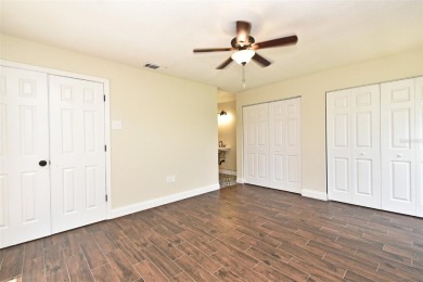 This home offers resort style living all year long!!!!  Ventura on Ventura Country Club in Florida - for sale on GolfHomes.com, golf home, golf lot