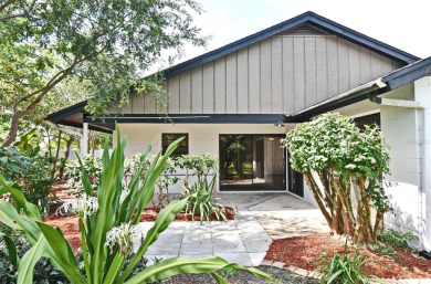 This home offers resort style living all year long!!!!  Ventura on Ventura Country Club in Florida - for sale on GolfHomes.com, golf home, golf lot
