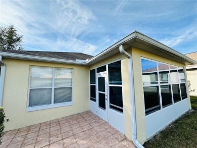 Under contract-accepting backup offers. Charming Home in Mount on Country Club of Mount Dora in Florida - for sale on GolfHomes.com, golf home, golf lot