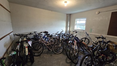 This amazing unit is Back on the Market! The Buyers Finances on Palm-Aire Country Club and Resort - Palms in Florida - for sale on GolfHomes.com, golf home, golf lot