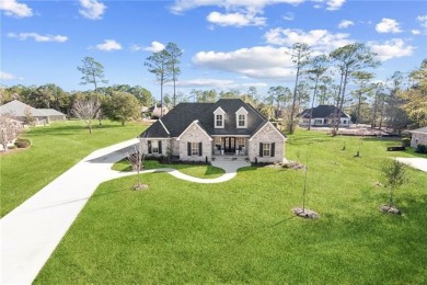 Live the lifestyle in this better than new, picture perfect home on Money Hill Golf and Country Club in Louisiana - for sale on GolfHomes.com, golf home, golf lot
