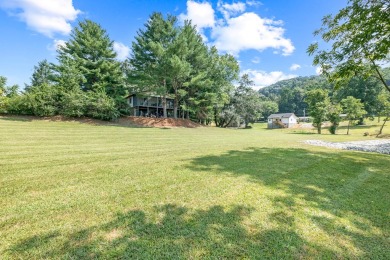 This charming 3Br 2Ba is located in the Livingston City Limits on Hidden Valley Golf and Country Club in Tennessee - for sale on GolfHomes.com, golf home, golf lot