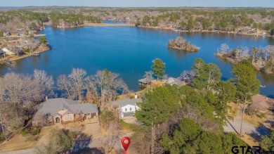 This charming waterview 1685 square foot modified A-Frame with a on Hide-A-Way Lake Golf Course in Texas - for sale on GolfHomes.com, golf home, golf lot