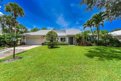 Located in Hobe Sound's best kept secret!! Eaglewood has on Eagle Wood Golf Course in Florida - for sale on GolfHomes.com, golf home, golf lot