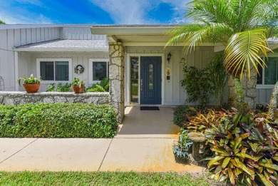 Located in Hobe Sound's best kept secret!! Eaglewood has on Eagle Wood Golf Course in Florida - for sale on GolfHomes.com, golf home, golf lot