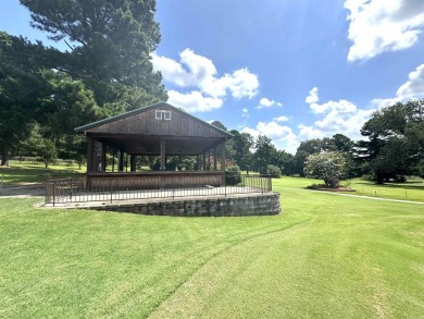 Beautiful lot with over 1/2 of an acre in Oak Shadows in on Pine Valley Golf Course in Arkansas - for sale on GolfHomes.com, golf home, golf lot