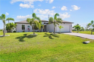 Move-in Ready! 3-Bedroom, 2-Bath Home - Florida Living on a on Burnt Store Golf Club in Florida - for sale on GolfHomes.com, golf home, golf lot