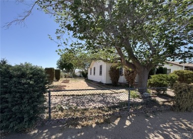 MUST SEE!! Charming and Well Taken Care Of Site-Built Home on on Cerbat Cliffs Golf Course in Arizona - for sale on GolfHomes.com, golf home, golf lot