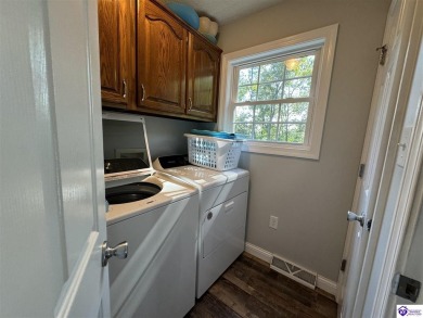 Spacious 5-Bed, 3-Bath Home in Sought-After Doe Valley with on Doe Valley Country Club in Kentucky - for sale on GolfHomes.com, golf home, golf lot
