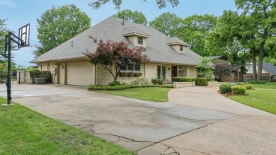 Spacious Golf Course Living with Poolside Charm. Nestled along on Indian Springs Country Club in Oklahoma - for sale on GolfHomes.com, golf home, golf lot