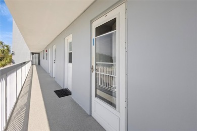 PRICED TO SELLpletely renovated 3-bedroom, 2-bathroom, ideally on  in Florida - for sale on GolfHomes.com, golf home, golf lot