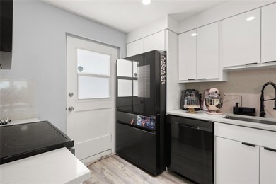 PRICED TO SELLpletely renovated 3-bedroom, 2-bathroom, ideally on  in Florida - for sale on GolfHomes.com, golf home, golf lot