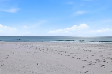 This inviting corner condominium has been beautifully renovated on Sandestin Golf and Beach Resort - Raven in Florida - for sale on GolfHomes.com, golf home, golf lot