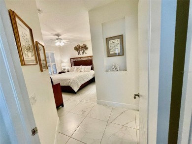 Stunning end unit, 3/2/2, 2013 built, split floor plan, 1471sf on Bobcat Trail Golf Club in Florida - for sale on GolfHomes.com, golf home, golf lot