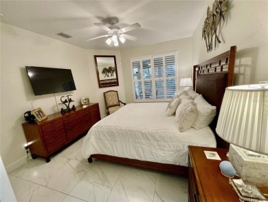 Stunning end unit, 3/2/2, 2013 built, split floor plan, 1471sf on Bobcat Trail Golf Club in Florida - for sale on GolfHomes.com, golf home, golf lot