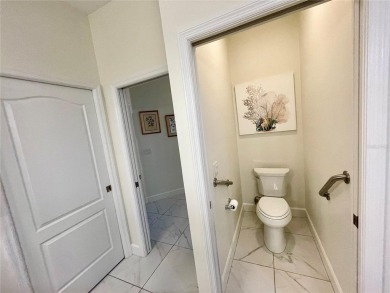 Stunning end unit, 3/2/2, 2013 built, split floor plan, 1471sf on Bobcat Trail Golf Club in Florida - for sale on GolfHomes.com, golf home, golf lot