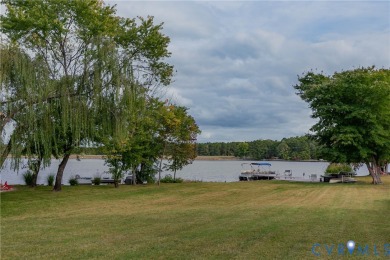 LAKEFRONT LIVING AT IT'S BEST WITH THIS ADORABLE BUNGALOW IN on Pendleton Golf Club in Virginia - for sale on GolfHomes.com, golf home, golf lot