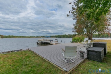 LAKEFRONT LIVING AT IT'S BEST WITH THIS ADORABLE BUNGALOW IN on Pendleton Golf Club in Virginia - for sale on GolfHomes.com, golf home, golf lot