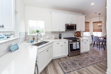 $5,000 CLOSING COST CREDIT W/ ACCEPTABLE OFFER. LOVELY TURN-KEY on Shadowmoss Plantation Golf Club in South Carolina - for sale on GolfHomes.com, golf home, golf lot
