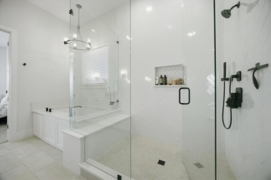 Looking for a modern custom built home recently built by an on Buffalo Creek Golf Club in Texas - for sale on GolfHomes.com, golf home, golf lot