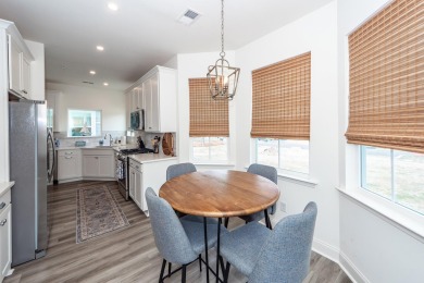 $5,000 CLOSING COST CREDIT W/ ACCEPTABLE OFFER. LOVELY TURN-KEY on Shadowmoss Plantation Golf Club in South Carolina - for sale on GolfHomes.com, golf home, golf lot