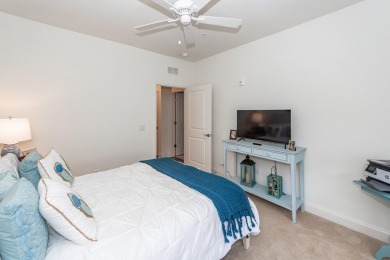 $5,000 CLOSING COST CREDIT W/ ACCEPTABLE OFFER. LOVELY TURN-KEY on Shadowmoss Plantation Golf Club in South Carolina - for sale on GolfHomes.com, golf home, golf lot