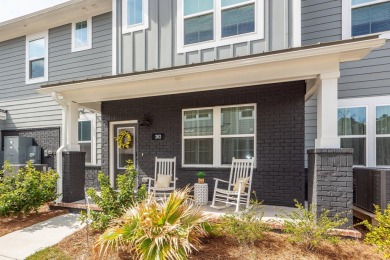 $5,000 CLOSING COST CREDIT W/ ACCEPTABLE OFFER. LOVELY TURN-KEY on Shadowmoss Plantation Golf Club in South Carolina - for sale on GolfHomes.com, golf home, golf lot