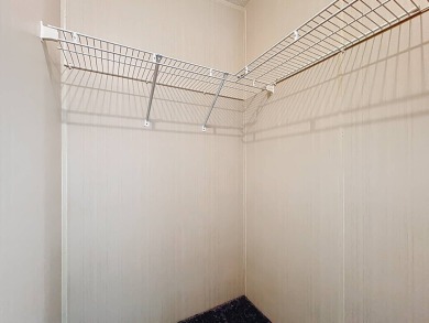 (ver mas abajo en espanol) Welcome to affordable 55+ living at on Lakes at Leesburg Golf Course in Florida - for sale on GolfHomes.com, golf home, golf lot