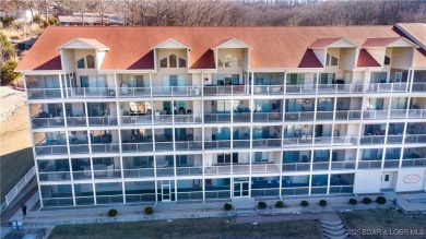 A Hyd-A-Way Cove Condominium is a RARE OPPORTUNITY! The complex on The Club At Old Kinderhook in Missouri - for sale on GolfHomes.com, golf home, golf lot