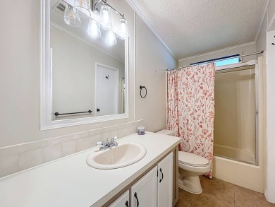 (ver mas abajo en espanol) Welcome to affordable 55+ living at on Lakes at Leesburg Golf Course in Florida - for sale on GolfHomes.com, golf home, golf lot