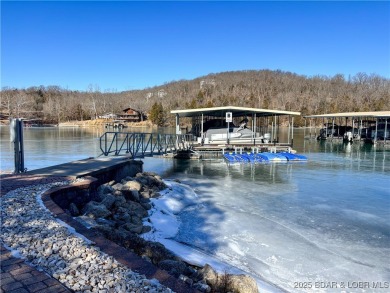 A Hyd-A-Way Cove Condominium is a RARE OPPORTUNITY! The complex on The Club At Old Kinderhook in Missouri - for sale on GolfHomes.com, golf home, golf lot