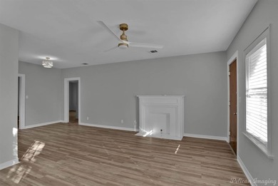 Check out this adorable home in Waterside near Ki Mexico on Querbes Park Golf Course in Louisiana - for sale on GolfHomes.com, golf home, golf lot