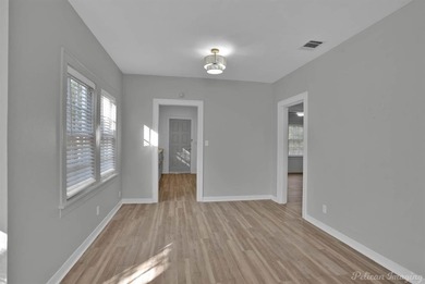 Check out this adorable home in Waterside near Ki Mexico on Querbes Park Golf Course in Louisiana - for sale on GolfHomes.com, golf home, golf lot